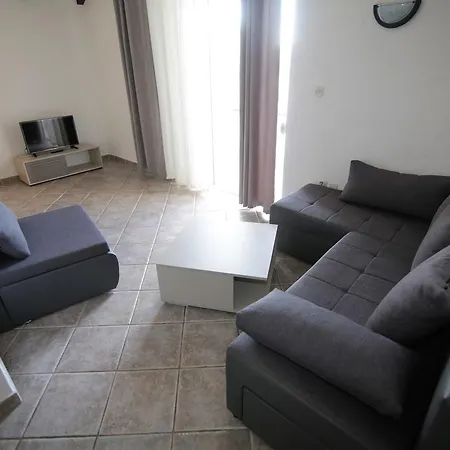 Apartment Bracanov 1265 Vodice